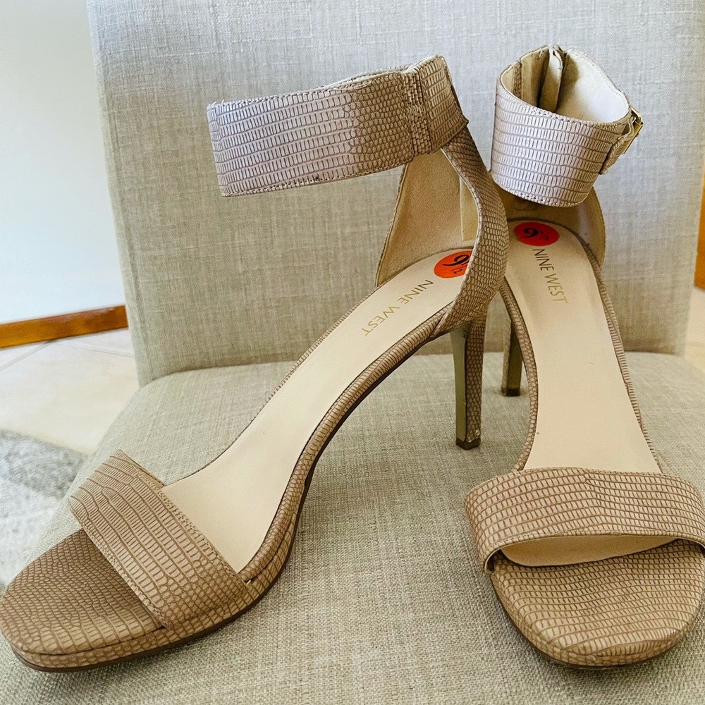 Nude heel sandals